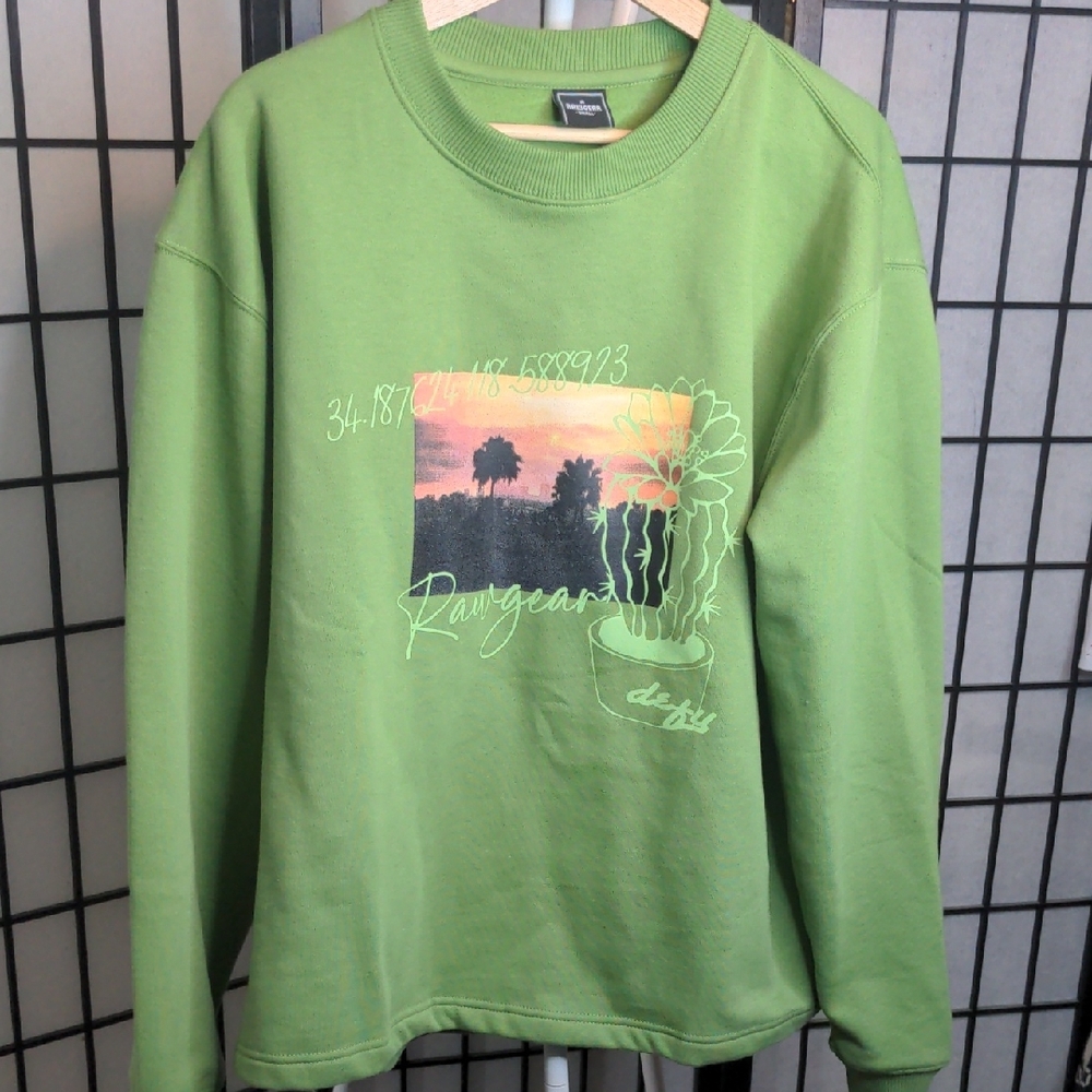 RAWGEAR Oversized Green Graphic Sweatshirt